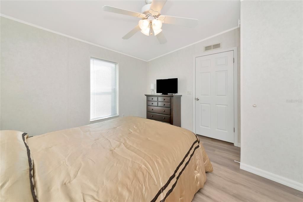 For Rent: $1,997 (2 beds, 2 baths, 960 Square Feet)