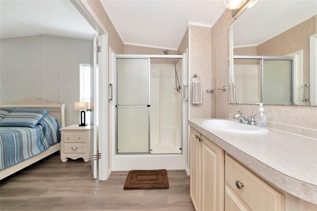 For Rent: $1,997 (2 beds, 2 baths, 960 Square Feet)