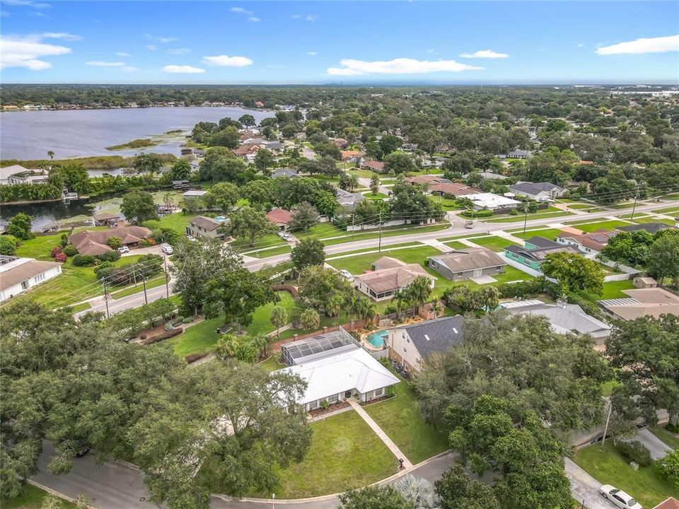 Под контрактом: $539,000 (3 спален, 2 ванн, 1867 Квадратных фут)