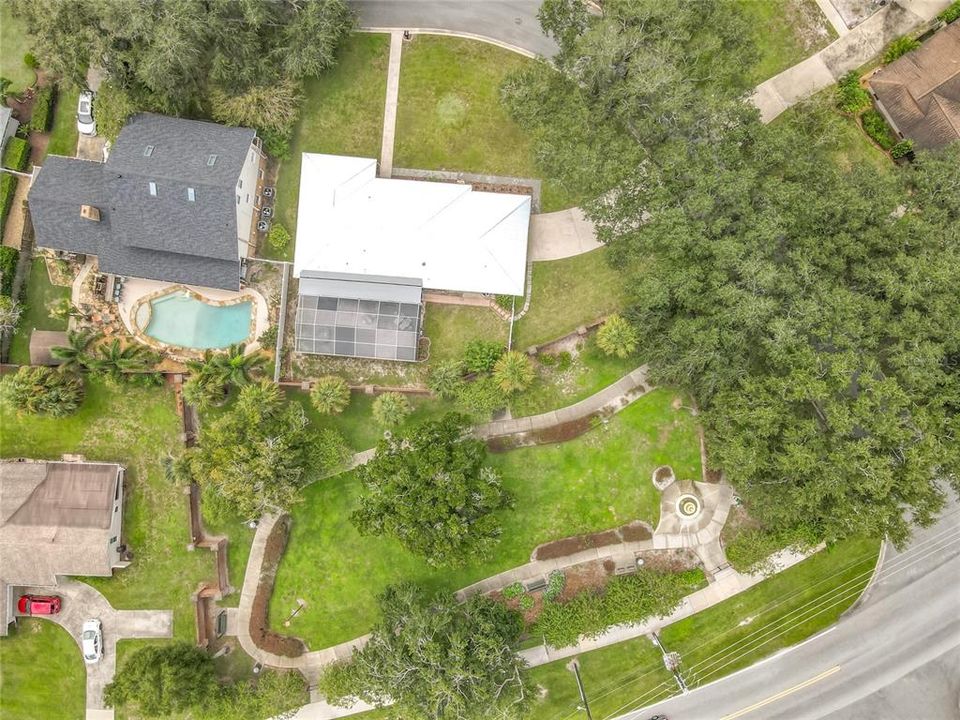 Под контрактом: $539,000 (3 спален, 2 ванн, 1867 Квадратных фут)