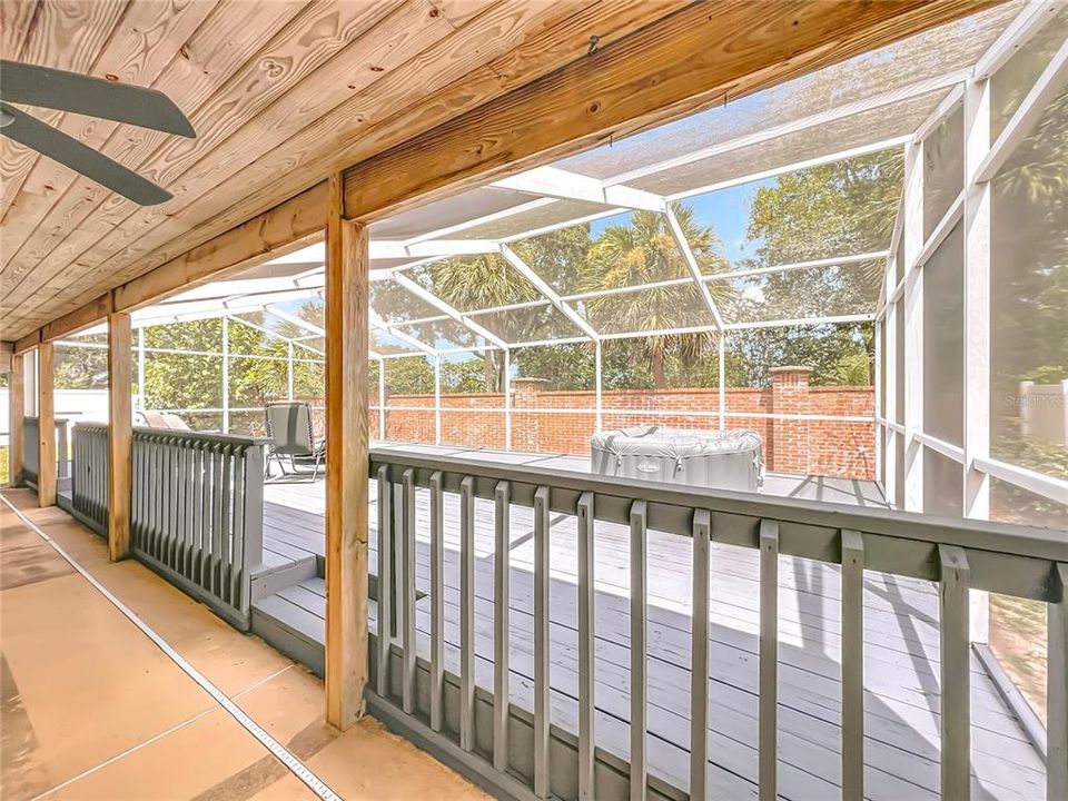 Под контрактом: $539,000 (3 спален, 2 ванн, 1867 Квадратных фут)