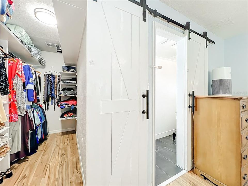 Под контрактом: $539,000 (3 спален, 2 ванн, 1867 Квадратных фут)