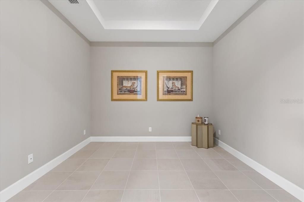 For Rent: $5,000 (2 beds, 2 baths, 1500 Square Feet)