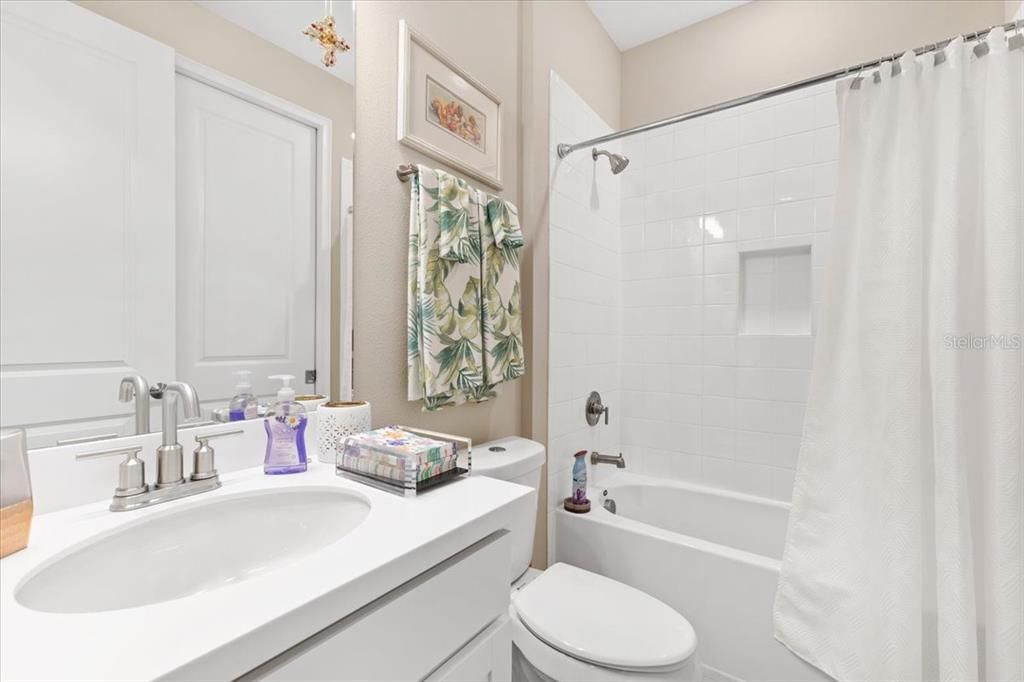 For Rent: $5,000 (2 beds, 2 baths, 1500 Square Feet)