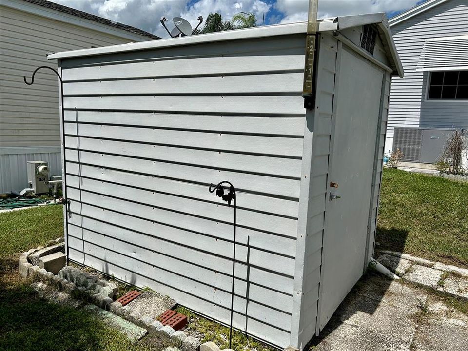 На продажу: $49,500 (0.05 acres)