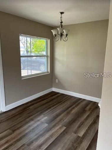Active With Contract: $1,700 (1 beds, 1 baths, 700 Square Feet)