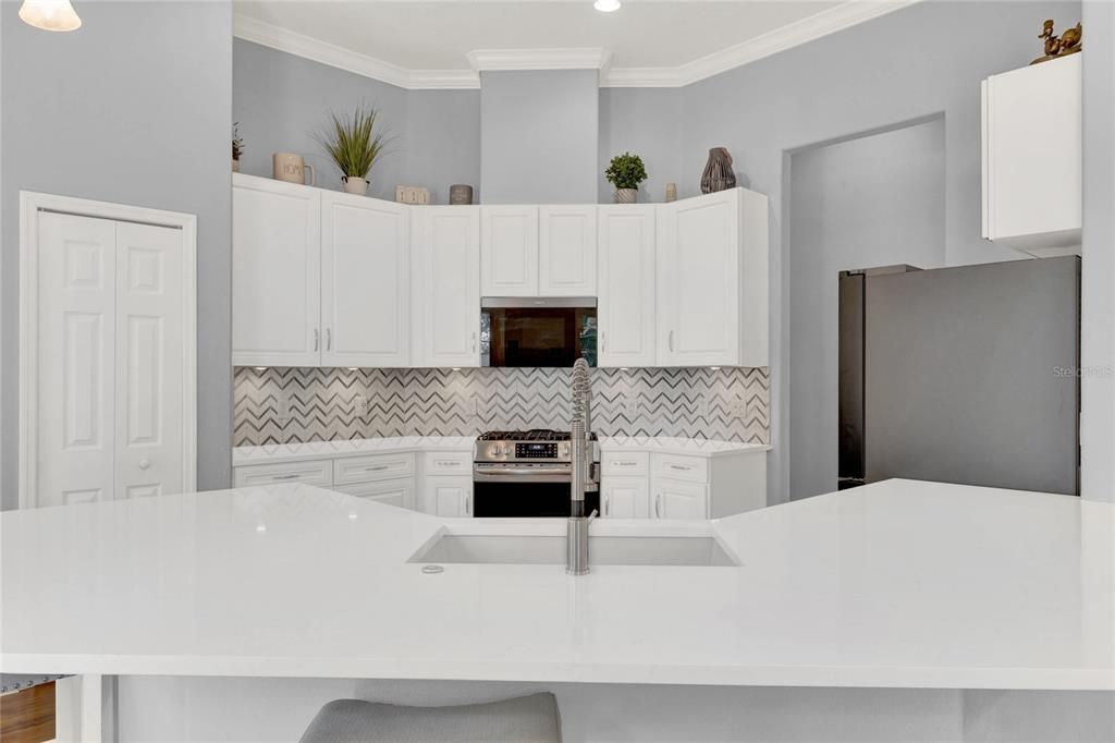 Active With Contract: $599,000 (4 beds, 2 baths, 2247 Square Feet)