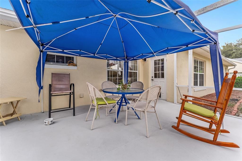 Под контрактом: $269,888 (3 спален, 2 ванн, 1869 Квадратных фут)