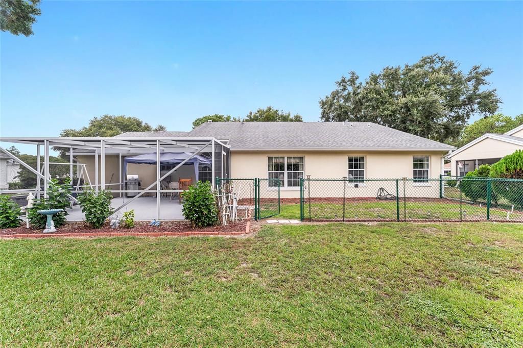 Под контрактом: $269,888 (3 спален, 2 ванн, 1869 Квадратных фут)