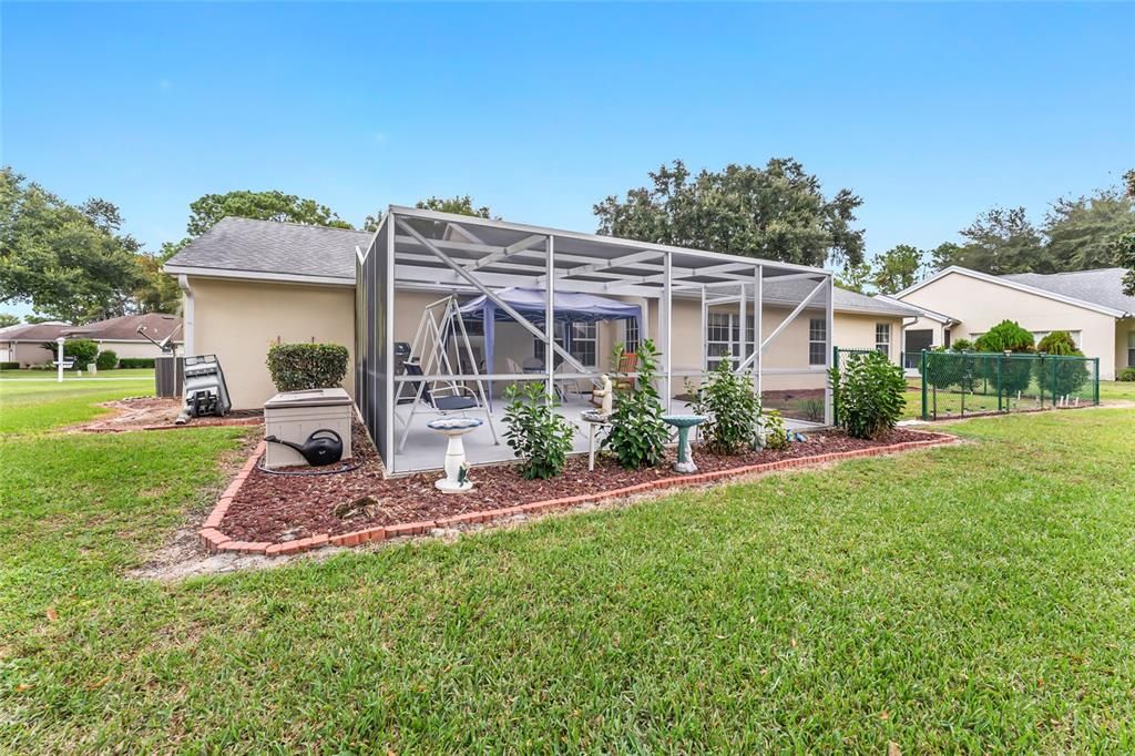 Под контрактом: $269,888 (3 спален, 2 ванн, 1869 Квадратных фут)