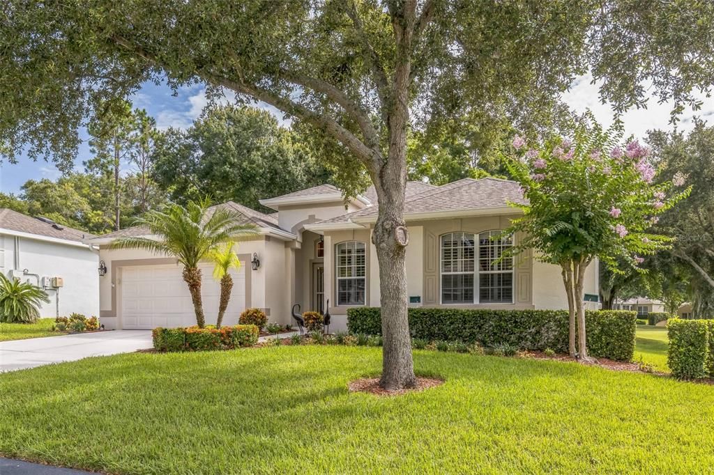 合同活跃: $440,000 (3 贝兹, 2 浴室, 2223 平方英尺)