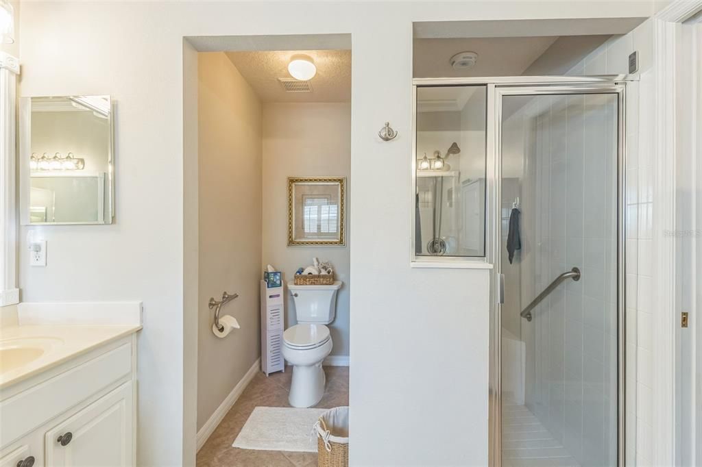 合同活跃: $440,000 (3 贝兹, 2 浴室, 2223 平方英尺)