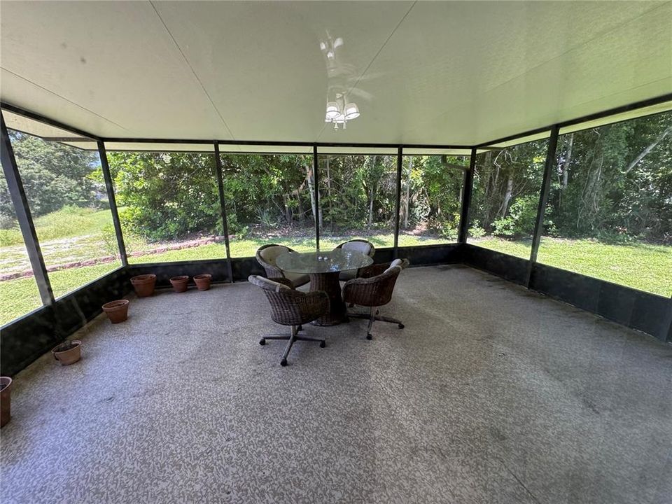 For Rent: $3,000 (2 beds, 2 baths, 1330 Square Feet)