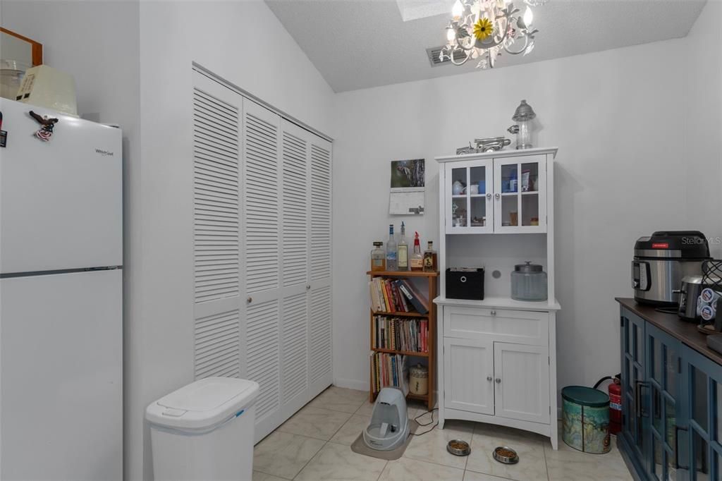 待售: $214,900 (3 贝兹, 2 浴室, 1202 平方英尺)