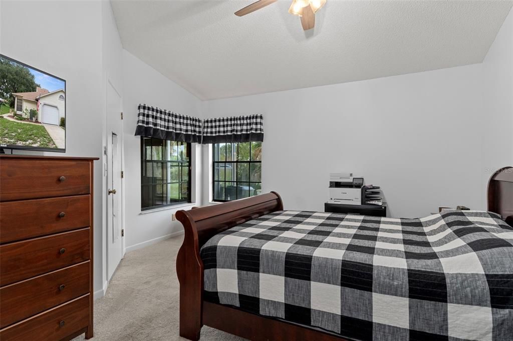 待售: $214,900 (3 贝兹, 2 浴室, 1202 平方英尺)