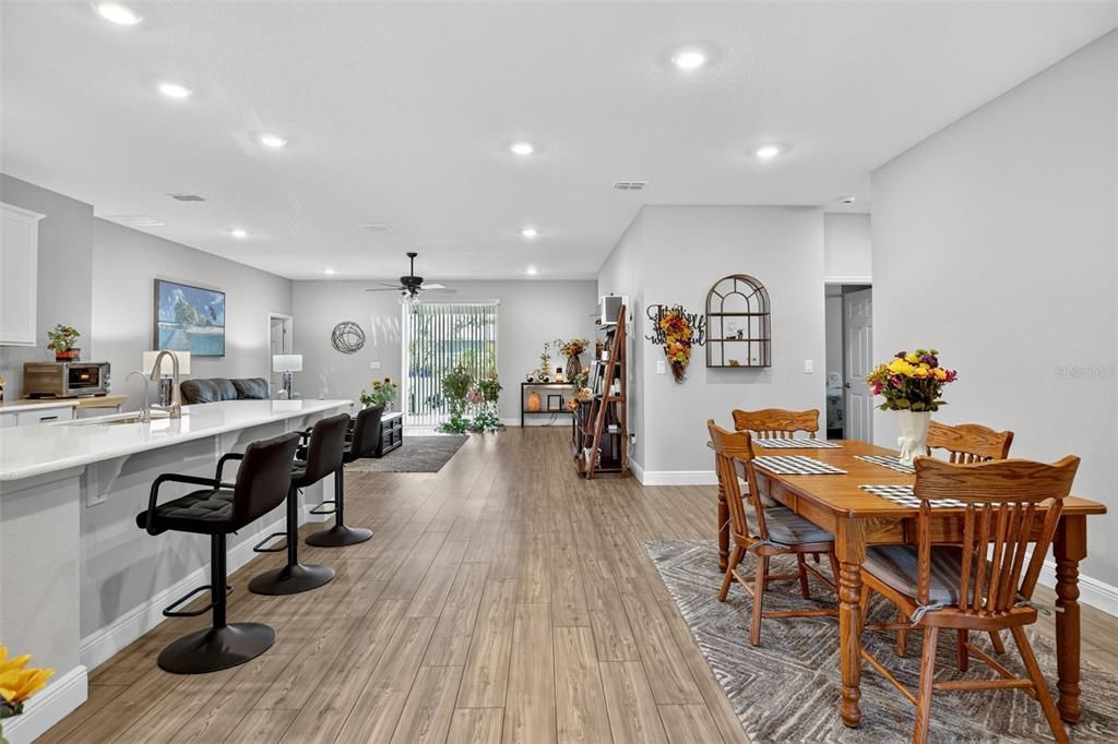 For Sale: $462,900 (3 beds, 2 baths, 2729 Square Feet)