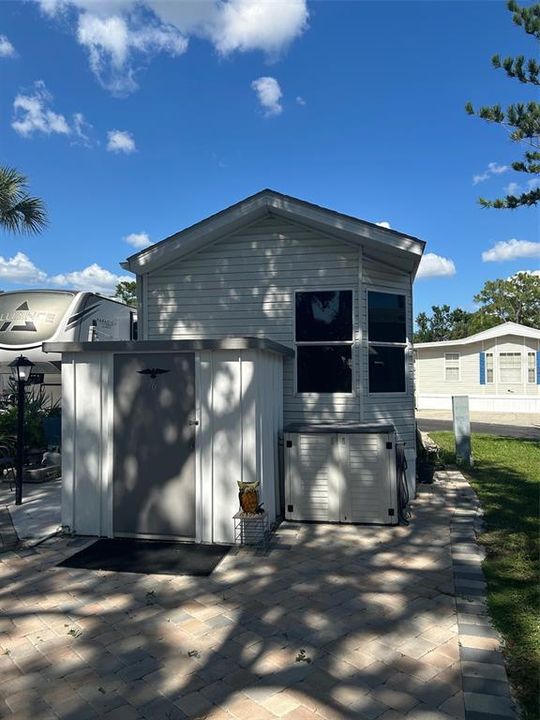 For Sale: $107,500 (1 beds, 36 baths, 396 Square Feet)