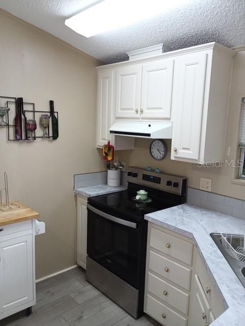 For Sale: $107,500 (1 beds, 36 baths, 396 Square Feet)