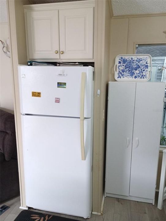 For Sale: $107,500 (1 beds, 36 baths, 396 Square Feet)