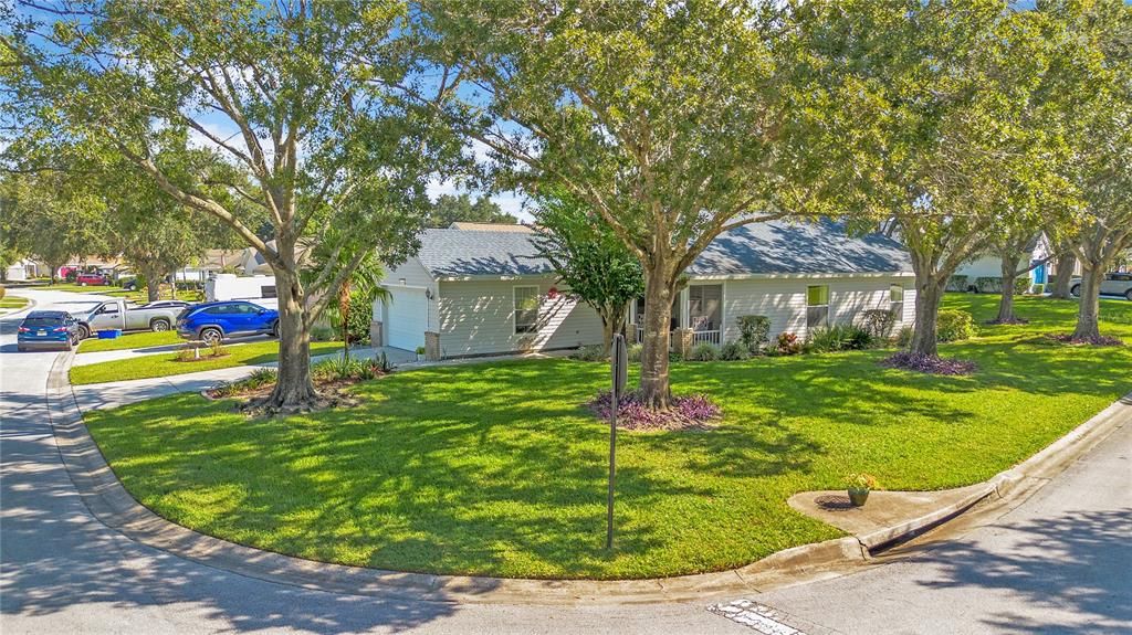 Active With Contract: $235,000 (2 beds, 2 baths, 1095 Square Feet)