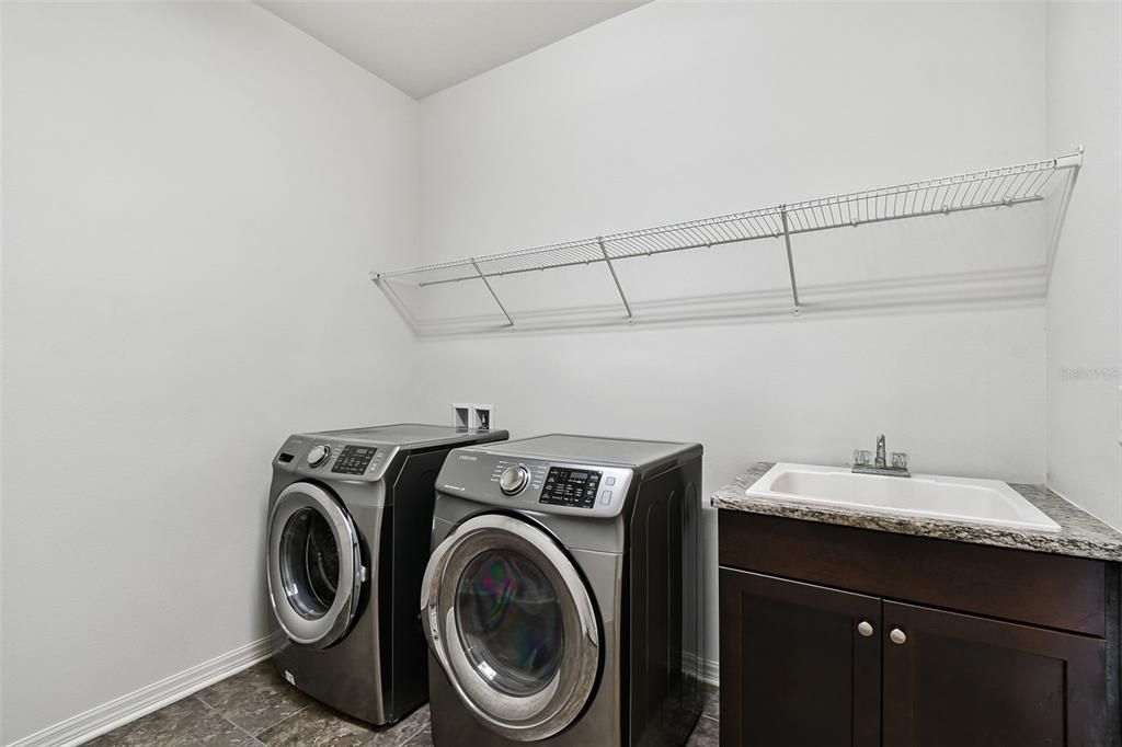 Active With Contract: $669,900 (5 beds, 4 baths, 3531 Square Feet)