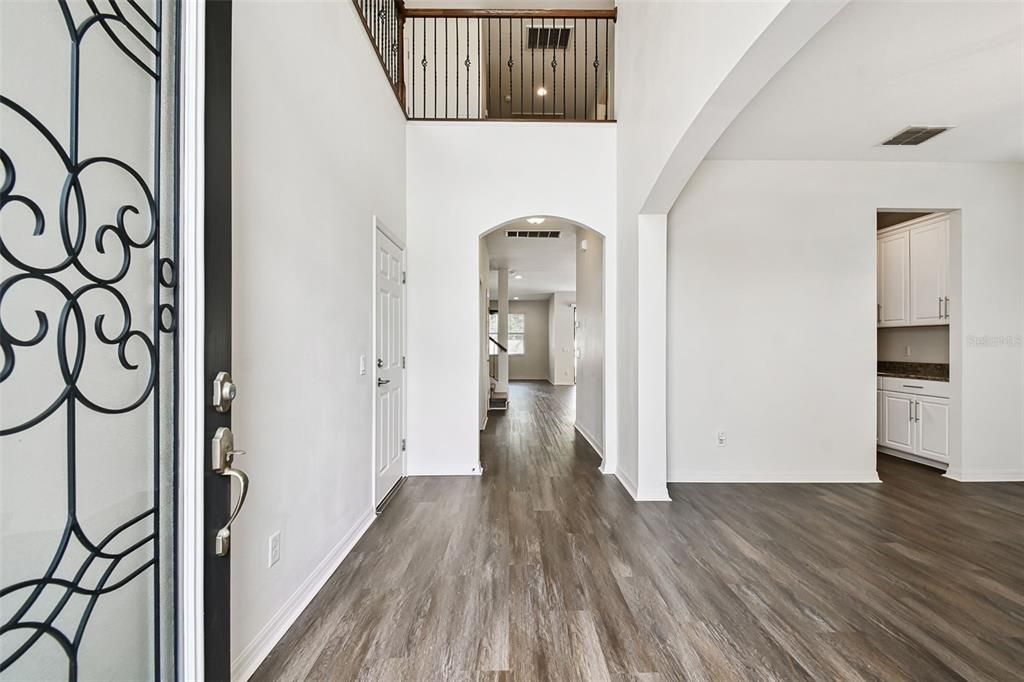 Active With Contract: $669,900 (5 beds, 4 baths, 3531 Square Feet)