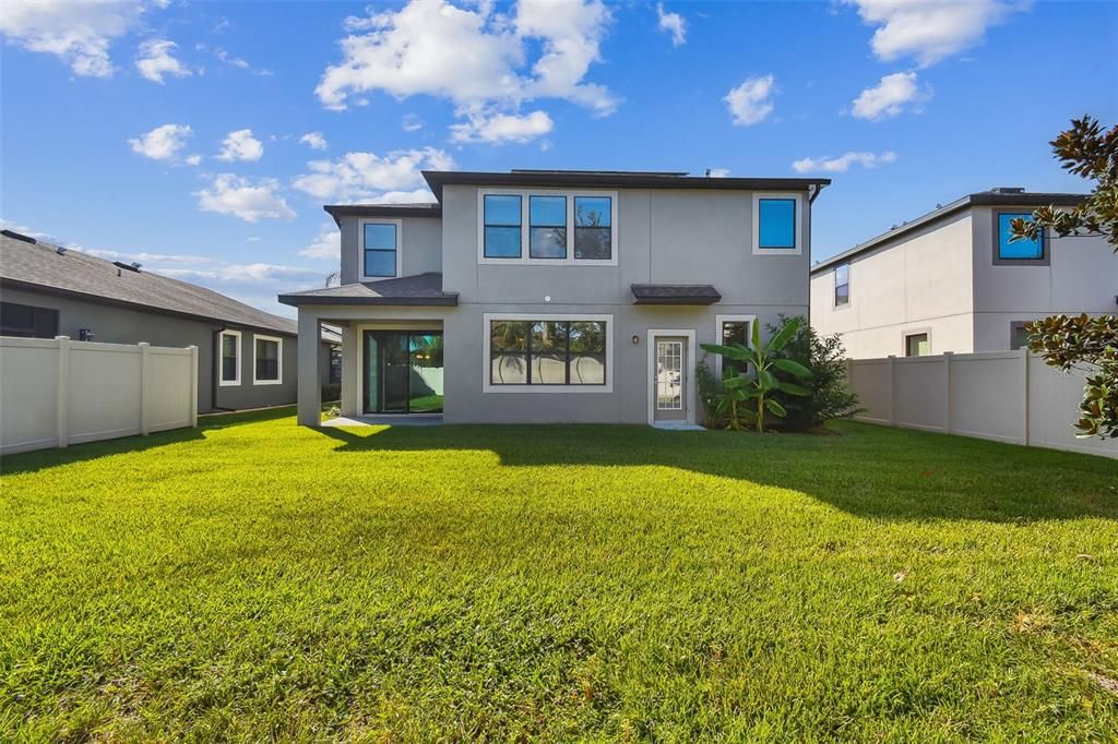 Active With Contract: $669,900 (5 beds, 4 baths, 3531 Square Feet)