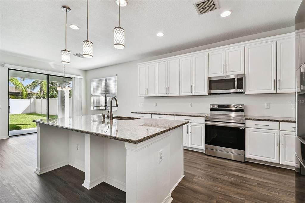 Active With Contract: $669,900 (5 beds, 4 baths, 3531 Square Feet)