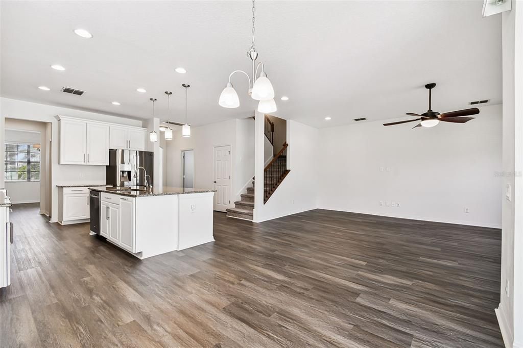 Active With Contract: $669,900 (5 beds, 4 baths, 3531 Square Feet)