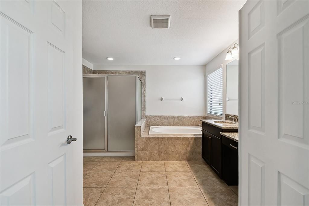 Active With Contract: $669,900 (5 beds, 4 baths, 3531 Square Feet)