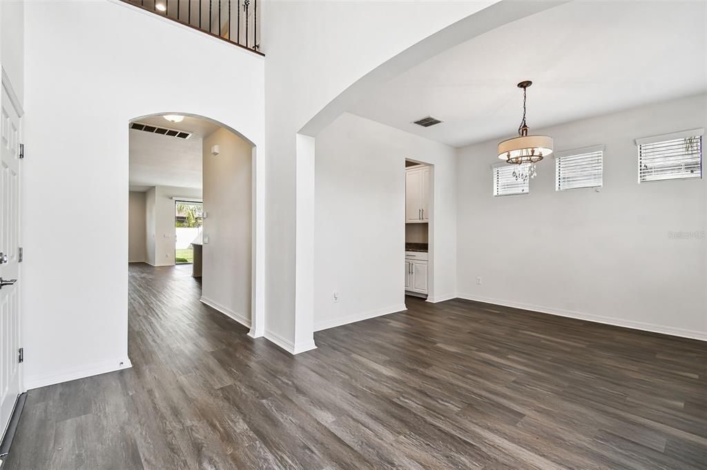 Active With Contract: $669,900 (5 beds, 4 baths, 3531 Square Feet)