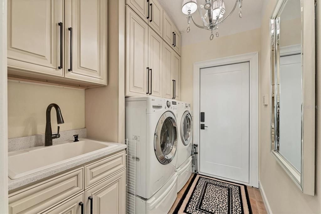 Active With Contract: $740,000 (3 beds, 2 baths, 2227 Square Feet)