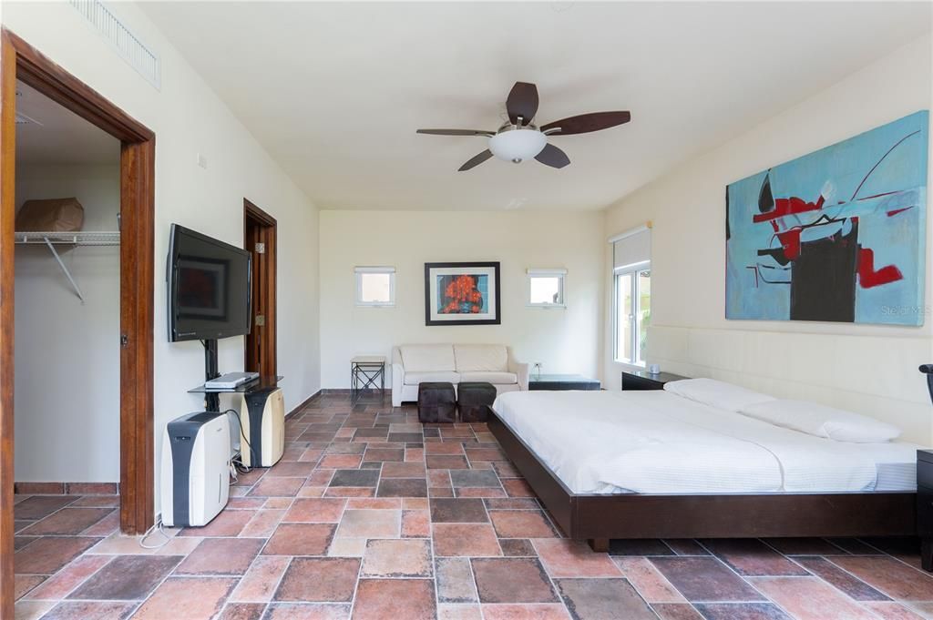 For Rent: $6,500 (4 beds, 3 baths, 4371 Square Feet)