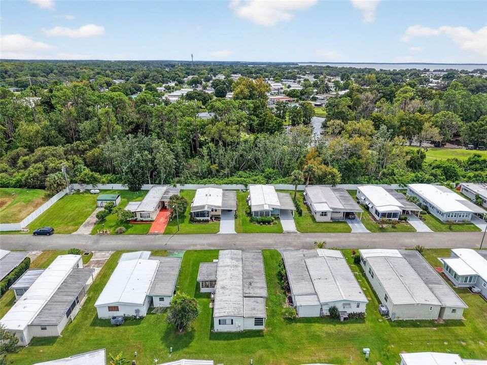 For Sale: $99,500 (2 beds, 1 baths, 784 Square Feet)