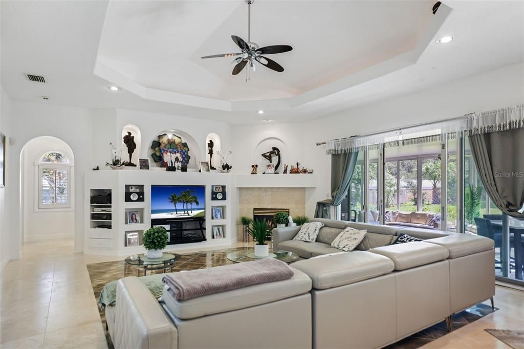 For Sale: $1,500,000 (5 beds, 4 baths, 4703 Square Feet)