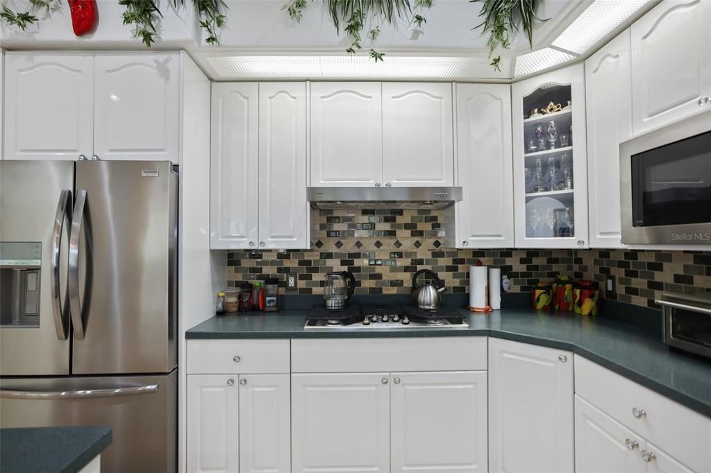 For Sale: $1,500,000 (5 beds, 4 baths, 4703 Square Feet)