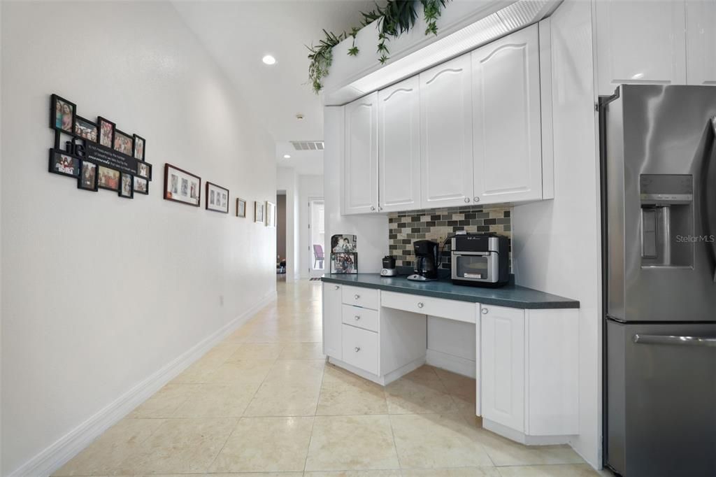 For Sale: $1,500,000 (5 beds, 4 baths, 4703 Square Feet)