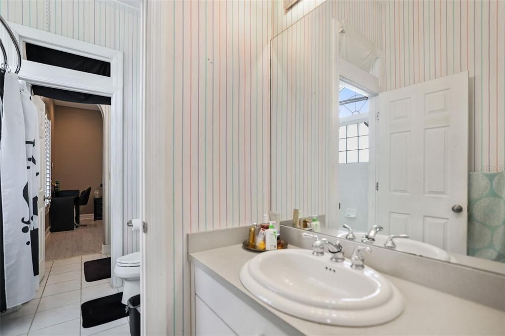 For Sale: $1,500,000 (5 beds, 4 baths, 4703 Square Feet)