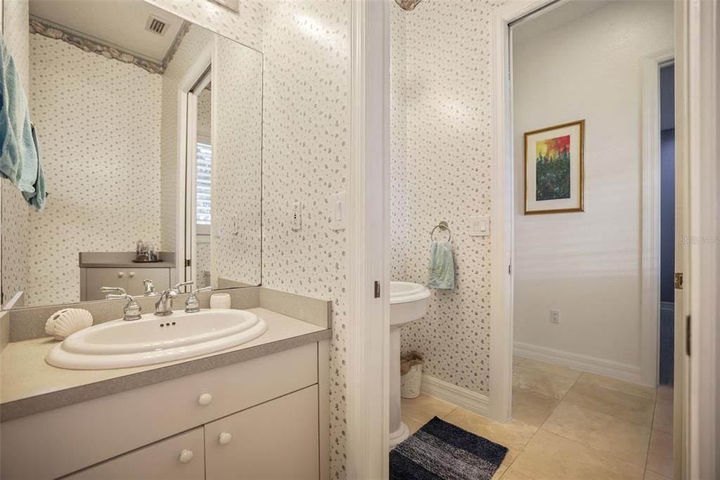 For Sale: $1,500,000 (5 beds, 4 baths, 4703 Square Feet)