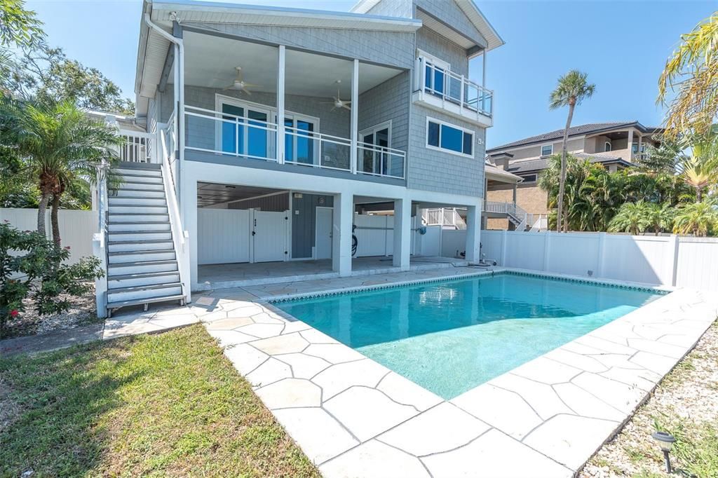 Под контрактом: $1,199,900 (4 спален, 4 ванн, 2629 Квадратных фут)