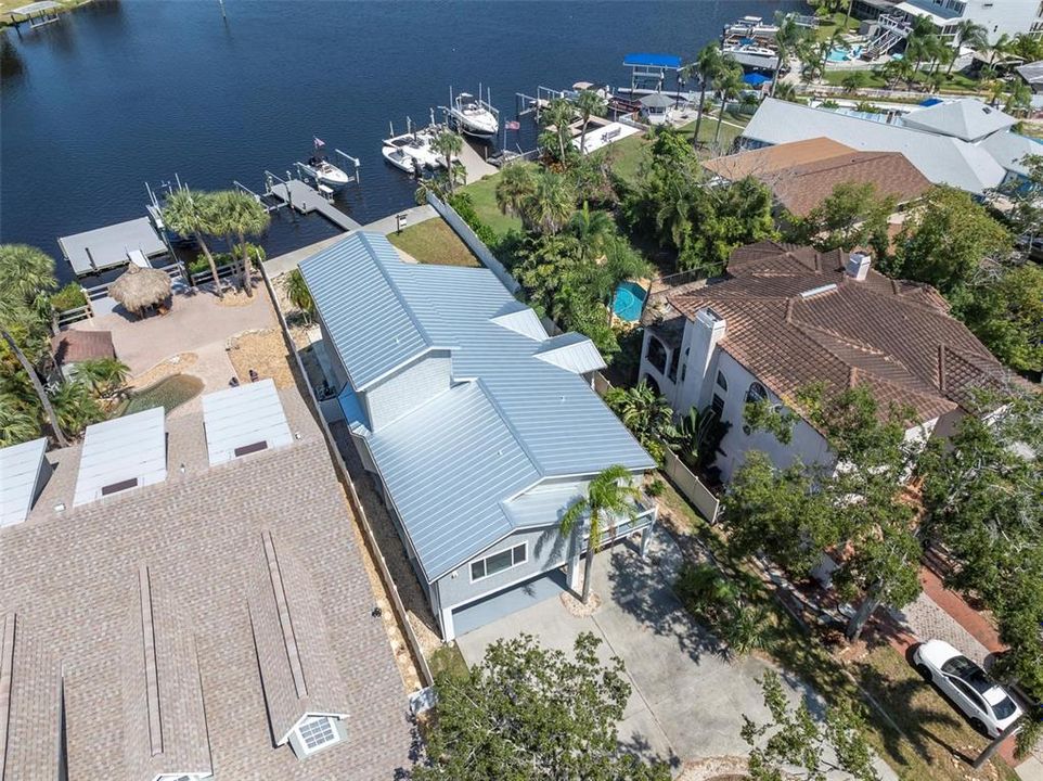 Под контрактом: $1,199,900 (4 спален, 4 ванн, 2629 Квадратных фут)