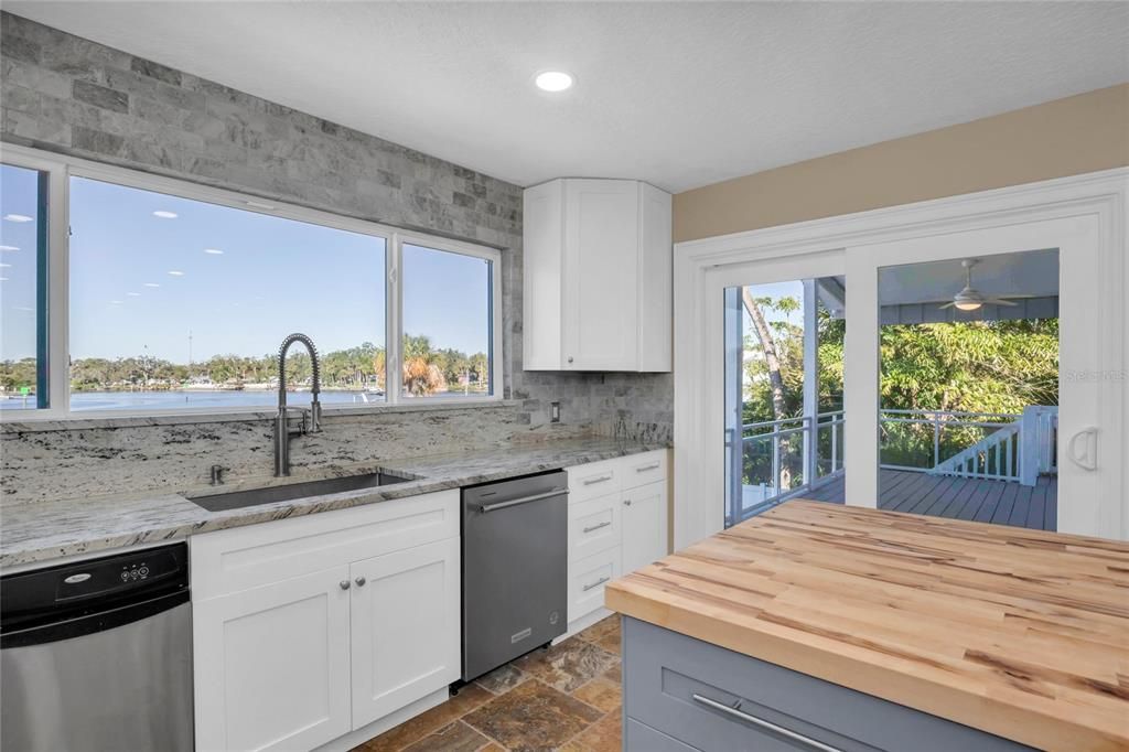 Под контрактом: $1,199,900 (4 спален, 4 ванн, 2629 Квадратных фут)