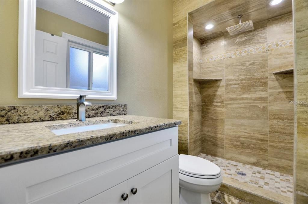 Под контрактом: $1,199,900 (4 спален, 4 ванн, 2629 Квадратных фут)