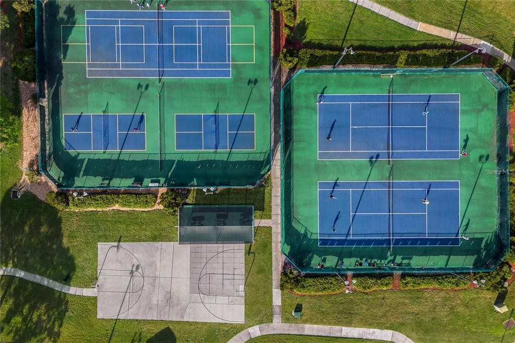 For Sale: $225,000 (2 beds, 2 baths, 1045 Square Feet)