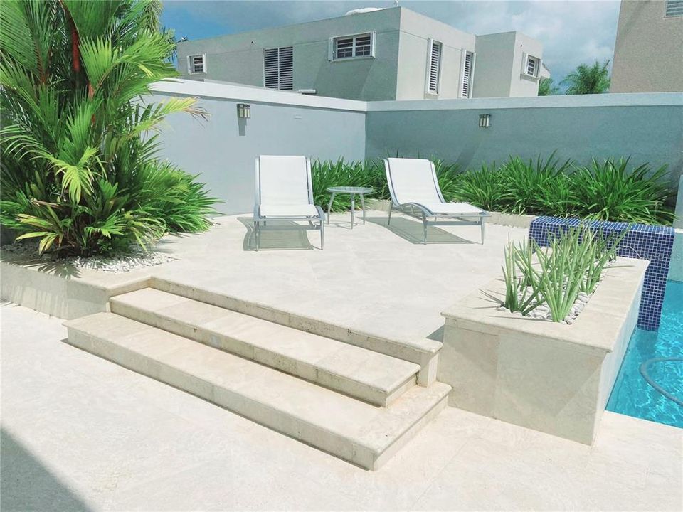 En Renta: $6,100 (4 camas, 4 baños, 3500 Pies cuadrados)