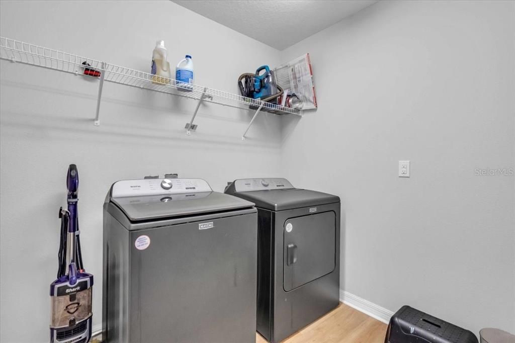 For Sale: $428,000 (3 beds, 2 baths, 2518 Square Feet)