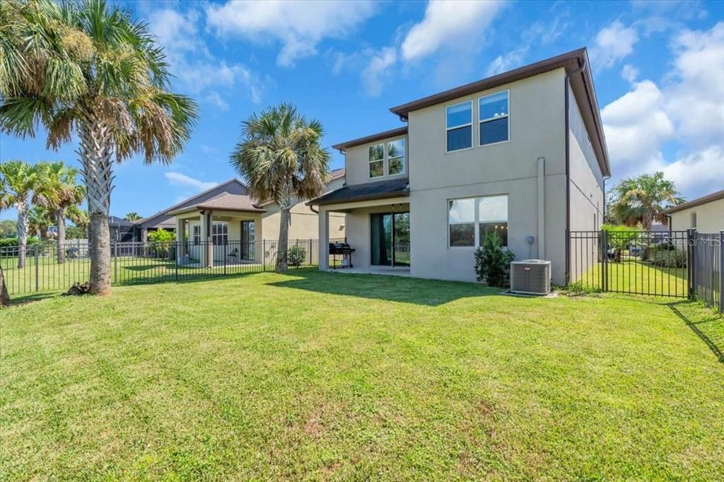 For Sale: $428,000 (3 beds, 2 baths, 2518 Square Feet)