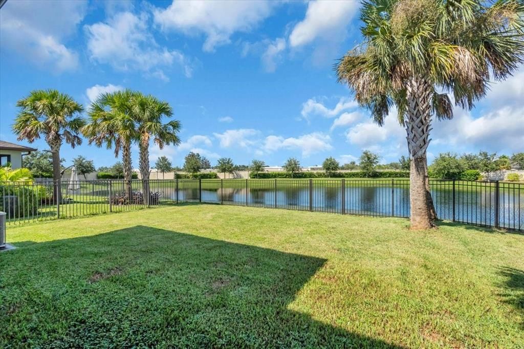 For Sale: $428,000 (3 beds, 2 baths, 2518 Square Feet)