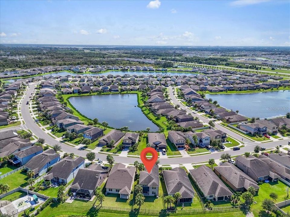 For Sale: $428,000 (3 beds, 2 baths, 2518 Square Feet)