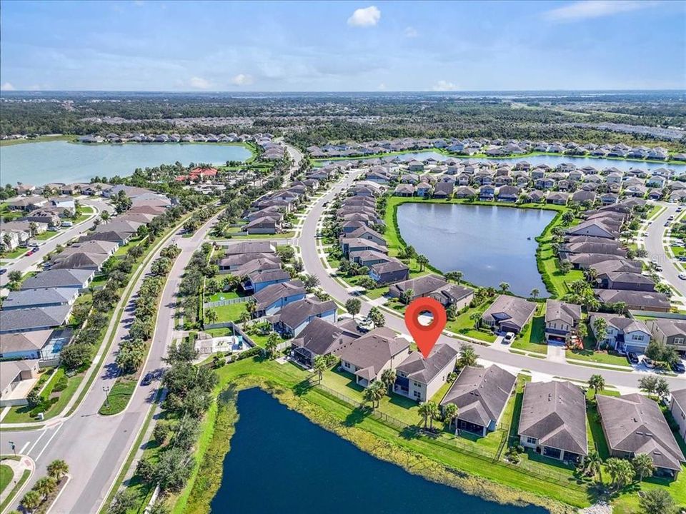 For Sale: $428,000 (3 beds, 2 baths, 2518 Square Feet)